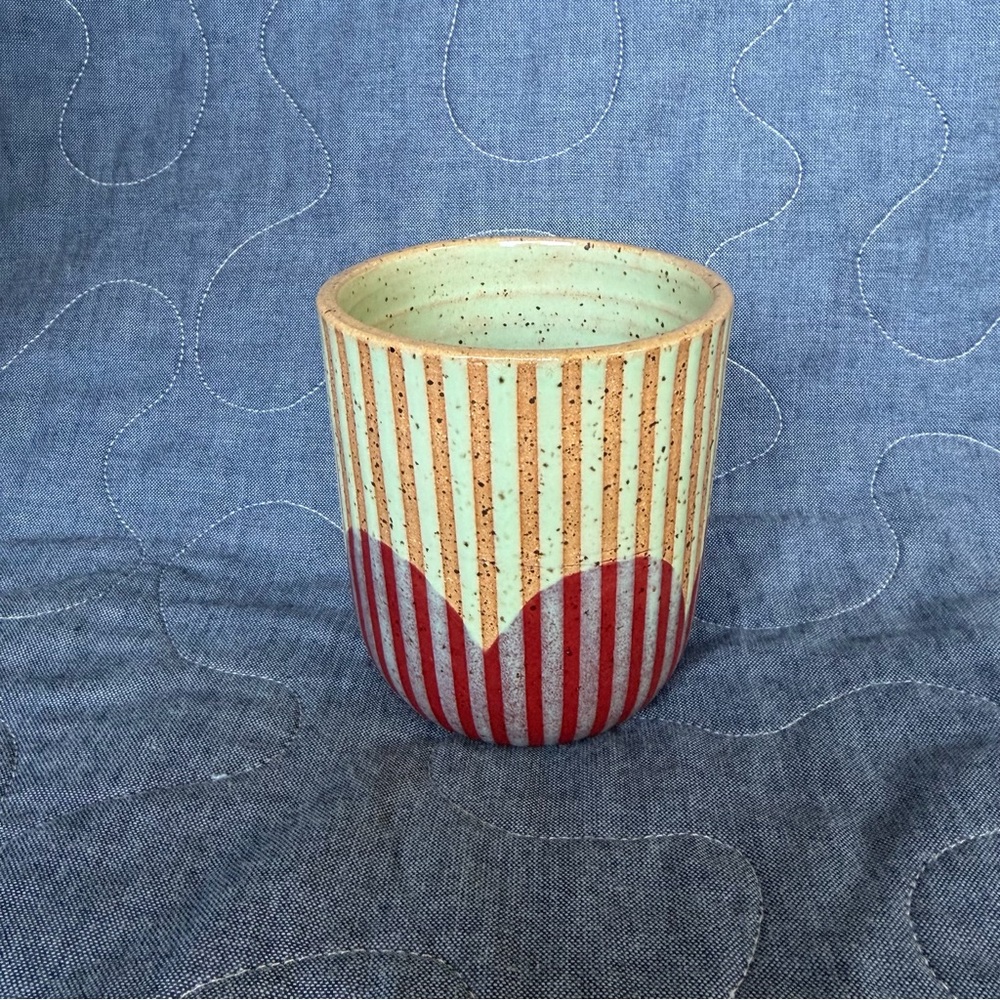 Not Work Related Pottery Tulip Tumbler Red Green Stoneware